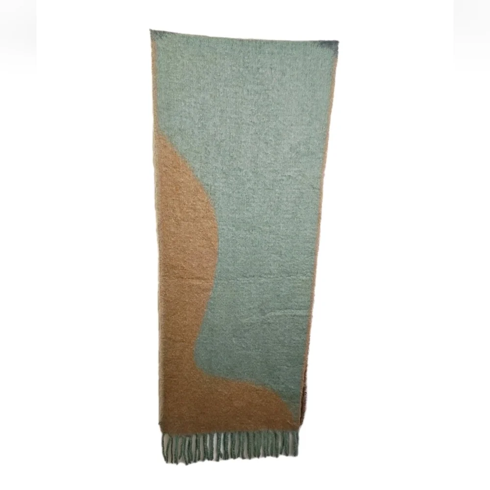 Vince Camuto Fringed Fuzzy Knit Long Blanket Scarf Travel Wrap Abstract Sz 16/82